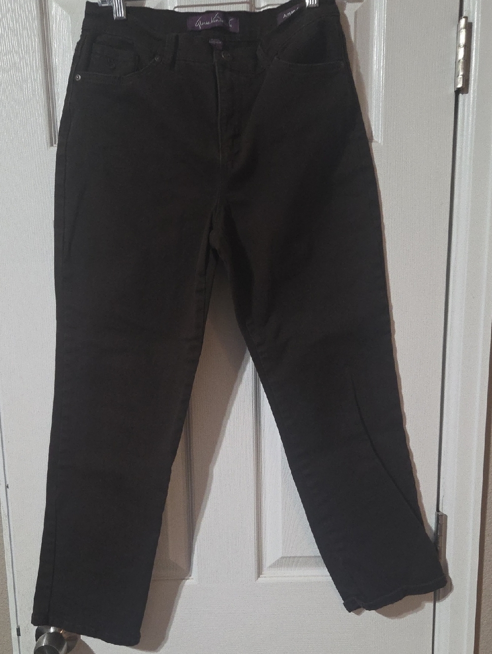 Gloria Vanderbilt Amanda Brown High-Rise Straight Jeans